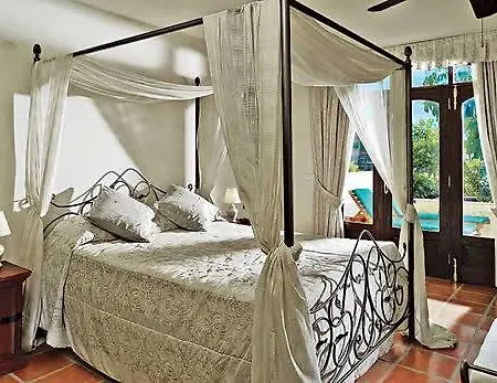 Regency Ii Apartment